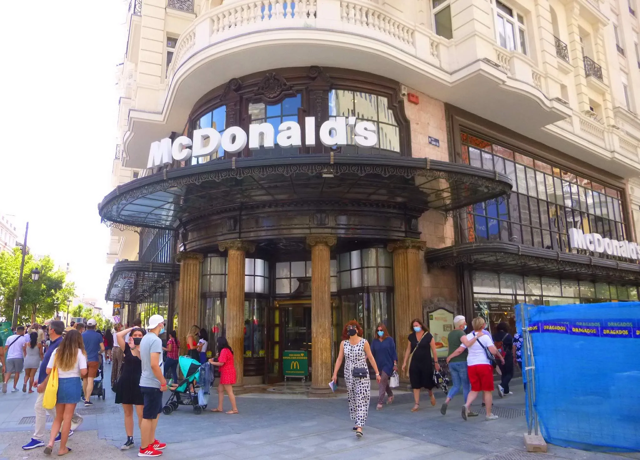 McDonald’s de la Gran Vía à Madrid, site du premier McDonald’s d’Espagne ouvert en 1981