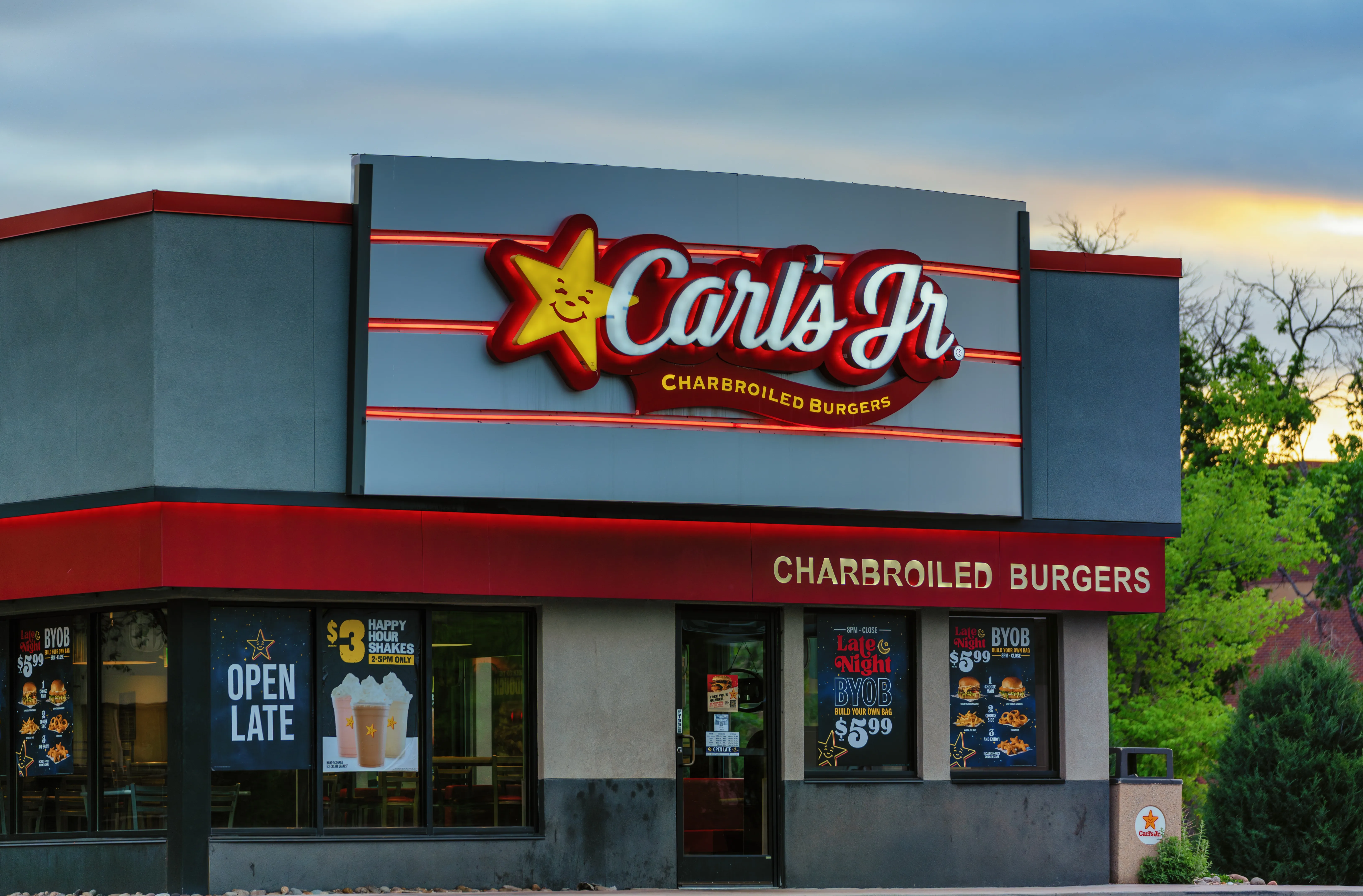 Carl’s Jr. restaurant in Colorado Springs with a Charbroiled Burgers sign