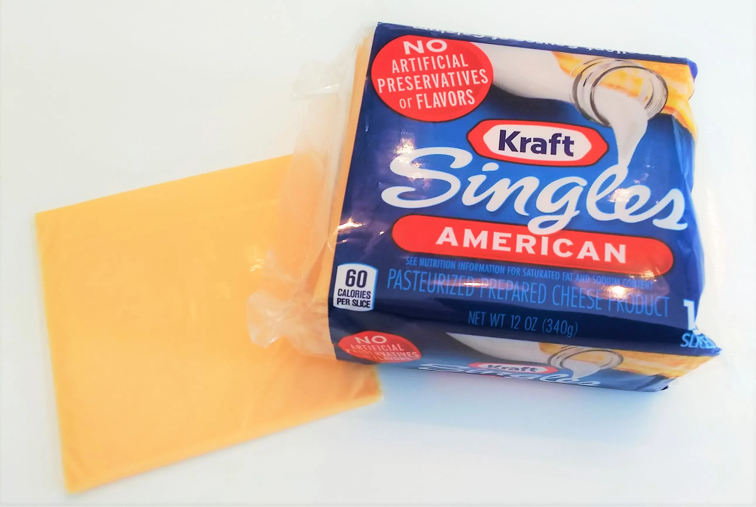 Lonchas de queso americano Kraft Singles para hacer en casa la hamburguesa Five Guys con queso