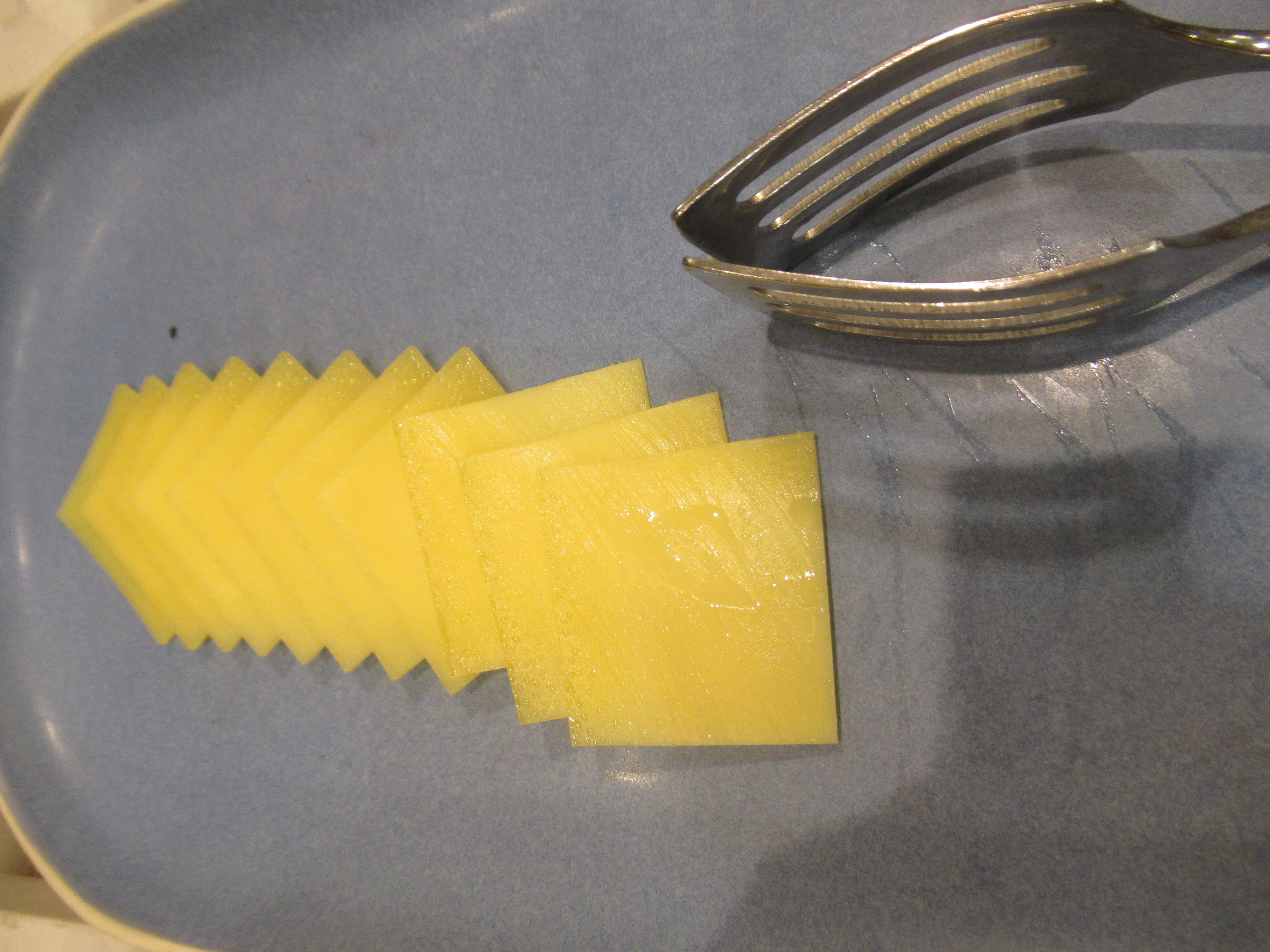 Sliced white cheddar-style cheese for melting on hot patties, 30 seconds covered