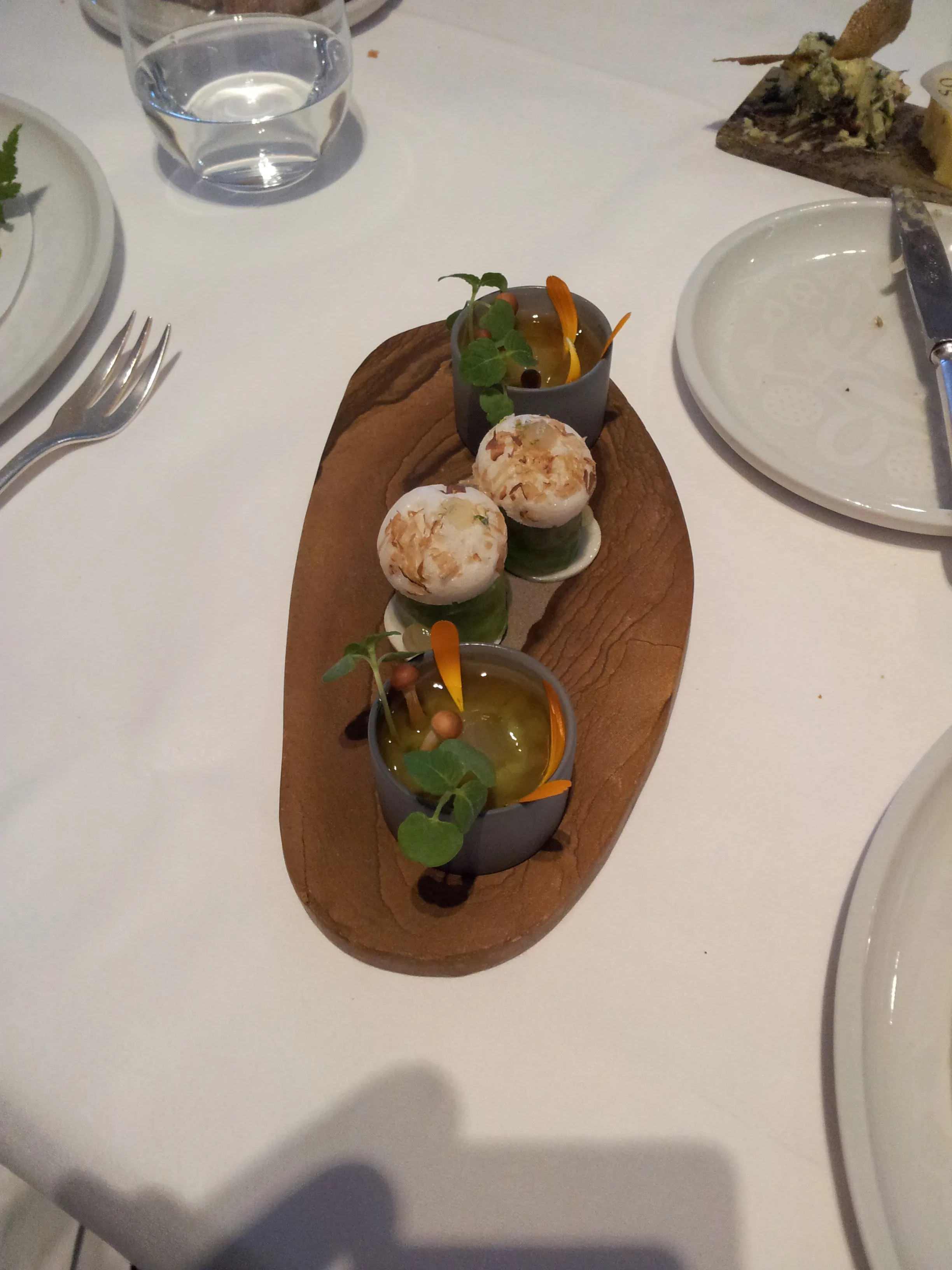 A Sergio Herman fine-dining dish at Oud Sluis in 2012, the Zeeland style behind Le Pristine Antwerp