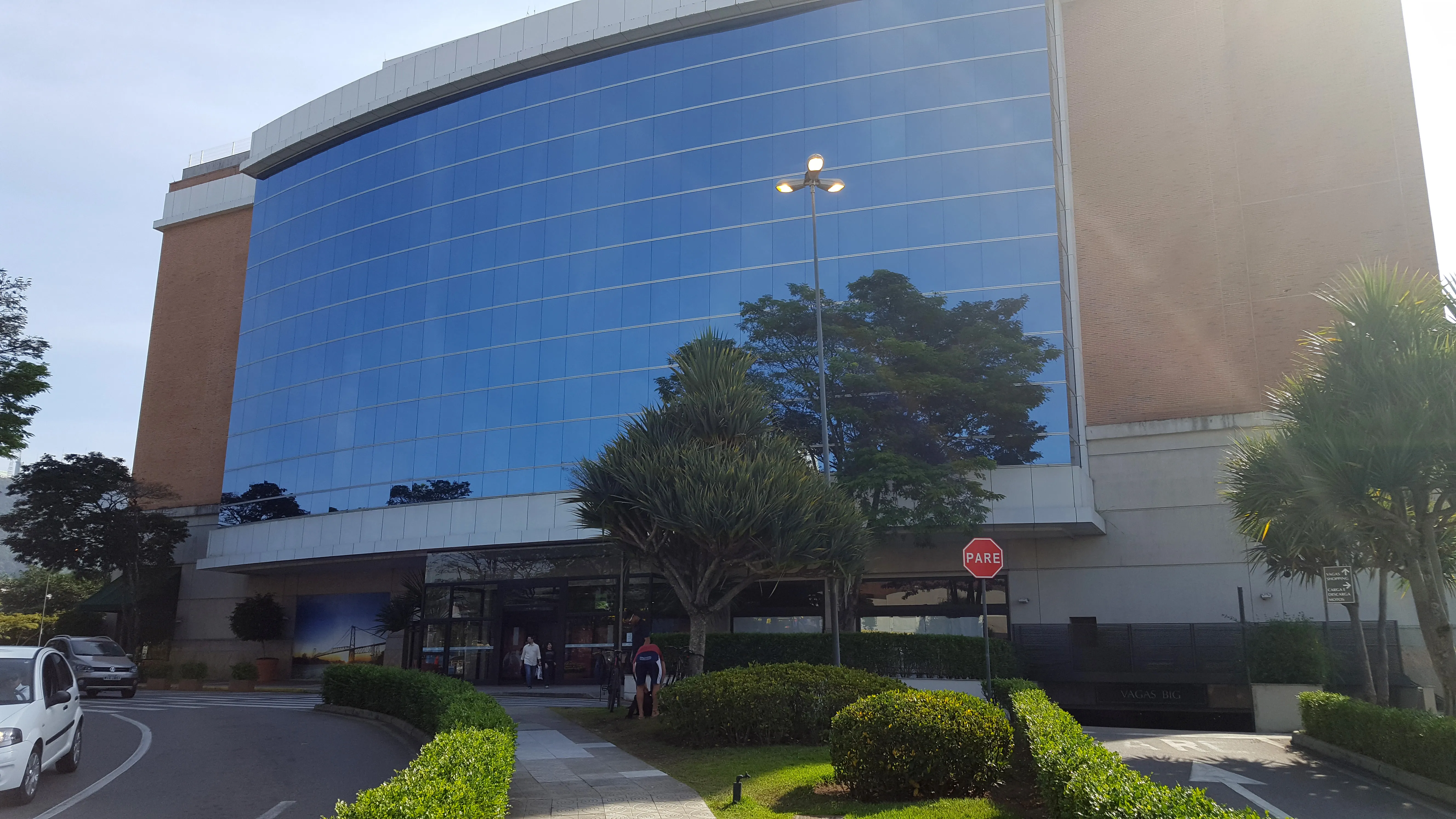 Villa Romana Shopping (formerly Shopping Iguatemi) in Santa Mônica, Florianópolis, home of Madero Villa Romana