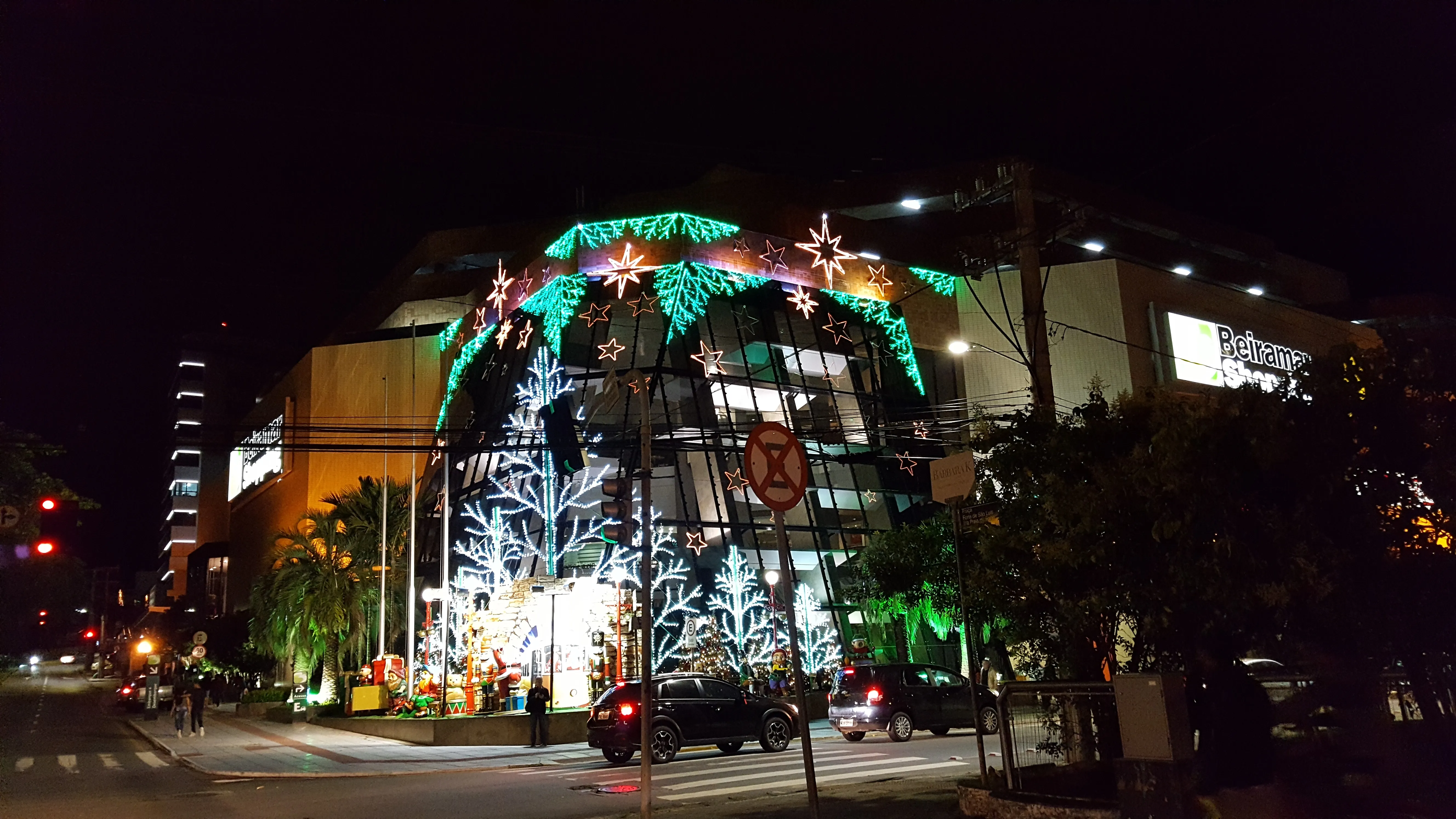 Beiramar Shopping in Centro, Florianópolis, the mall that houses Madero Steak House Beiramar