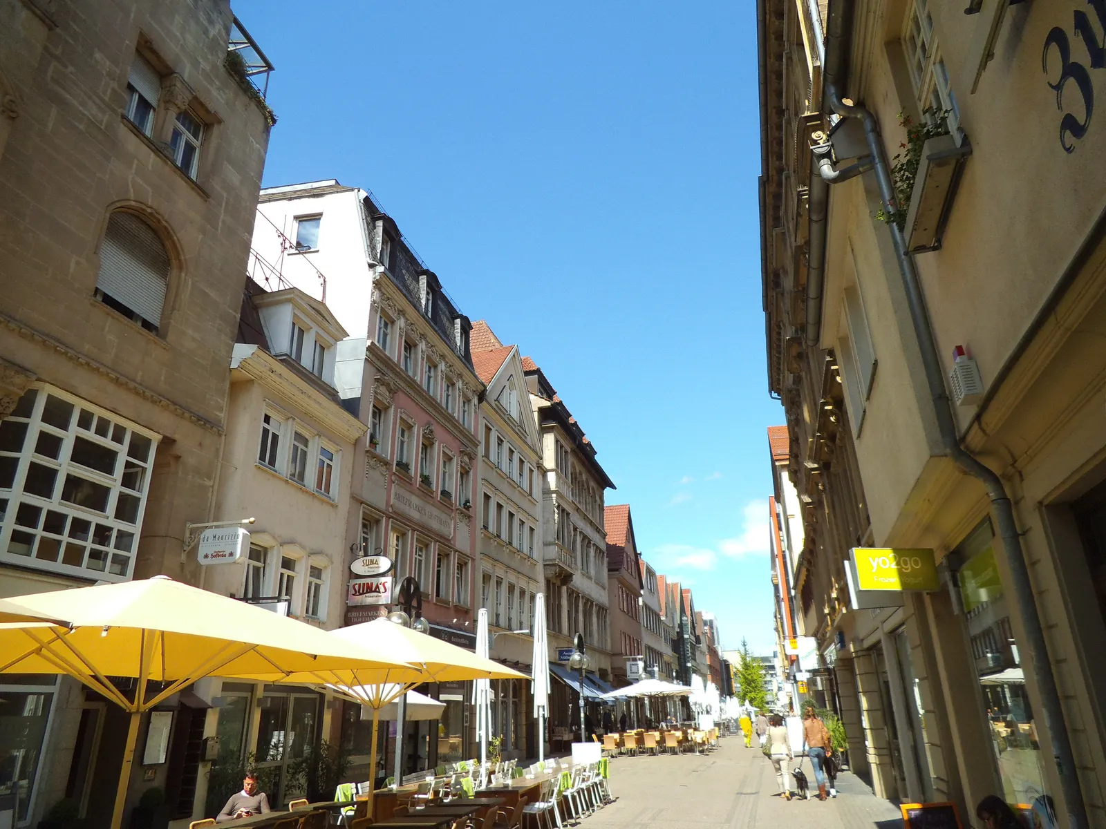 Calwer Straße à Stuttgart, rue du centre-ville où se trouve Udo Snack, le plus ancien fast-food à burgers de la ville